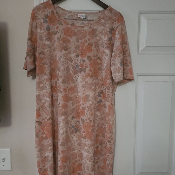 Lularoe Julia feminine vintage Rose EUC Size: 3XL - Picture 1 of 4